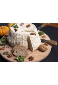 Ser kwasowo podpuszczkowy z orzechem włoskim 300 gram