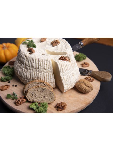 Ser kwasowo podpuszczkowy z orzechem włoskim 300 gram